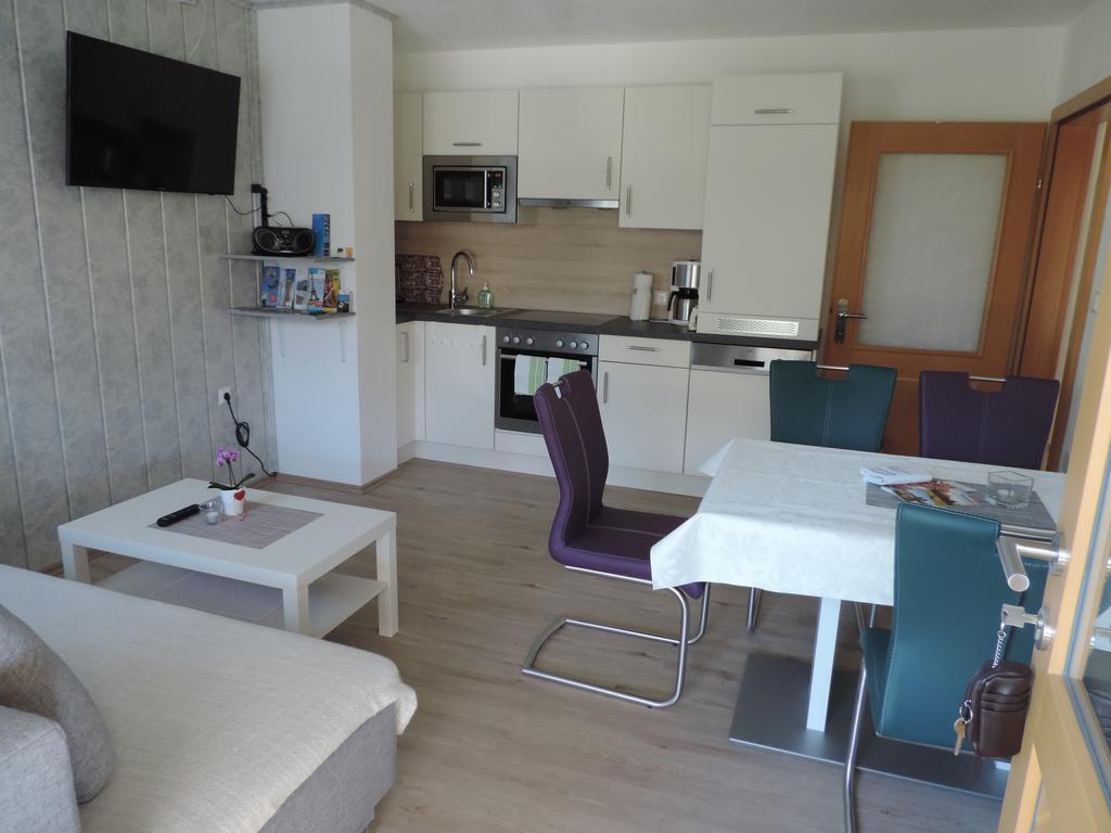 Haus Assinger Apartment แฮร์มากอร์ ภายนอก รูปภาพ